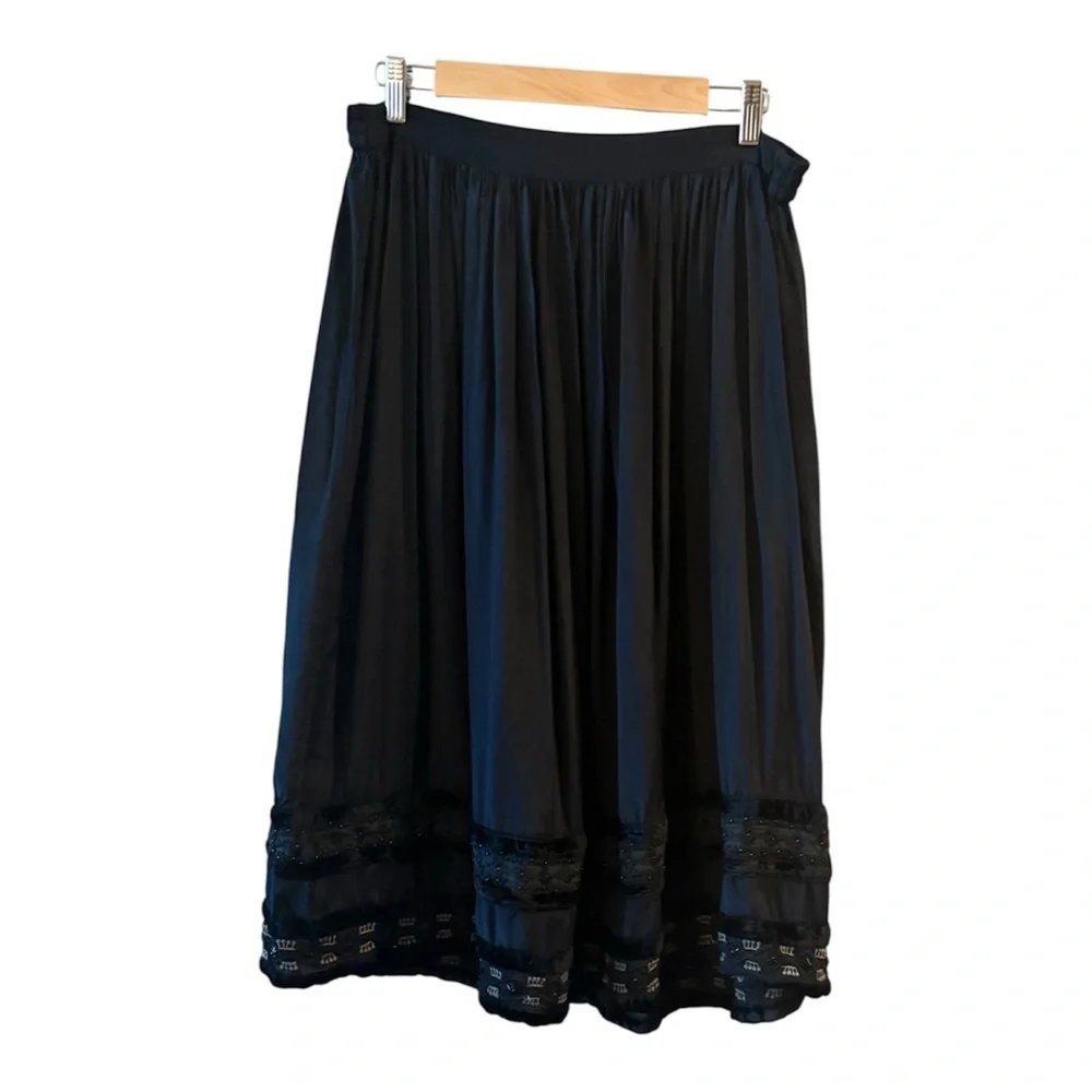 Karavan Black Pleated Midi Skirt Elastic Waist Boho velvet Lace Trim Size Large - Picture 3 of 11